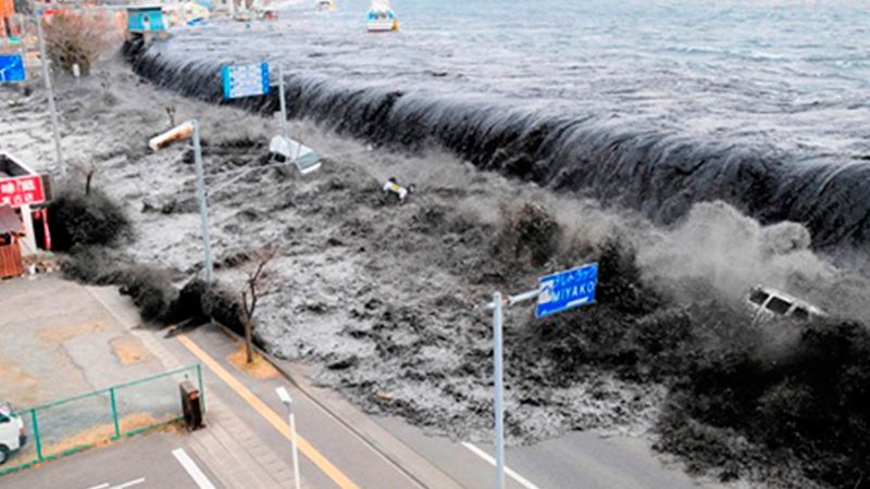 На Японію обрушилось цунамі, – Reuters