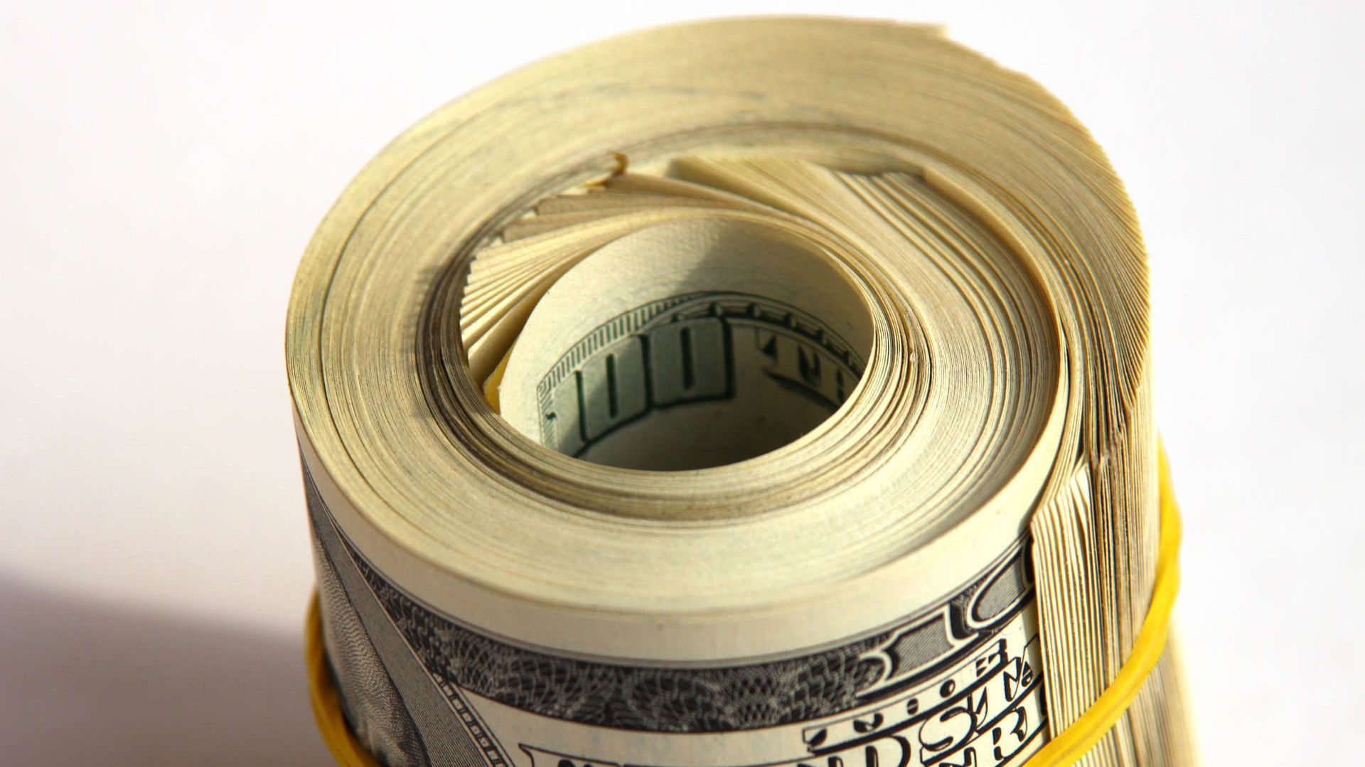 Стало відомо, чиї е-декларації перевіряють першими