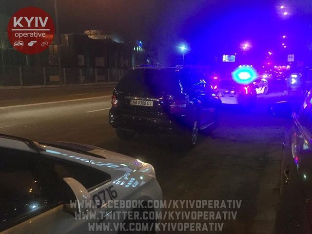 У Києві з гонитвою затримали п'яних СБУшників
 - фото 121460