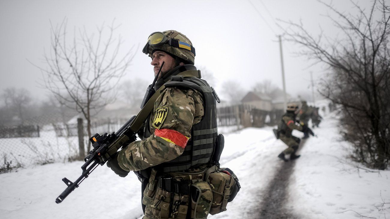 Українській армії в АТО бракує білизни і шапок