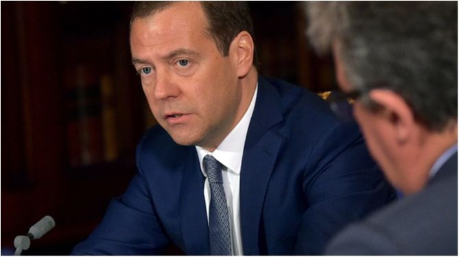 Медведєв відмовився обговорювати перемогу Трампа