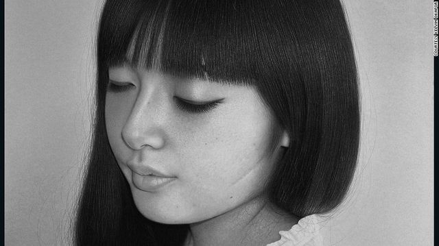 Художник малює портрети, які не відрізниш від фотографій - фото 122863