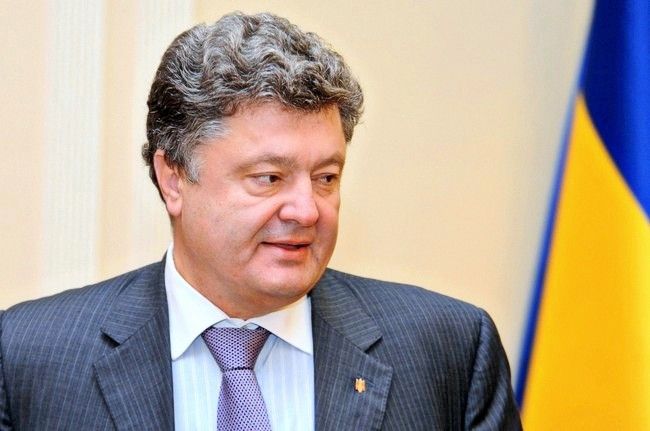 Порошенко вніс у Раду проект закону про насильство щодо жінок - фото 1