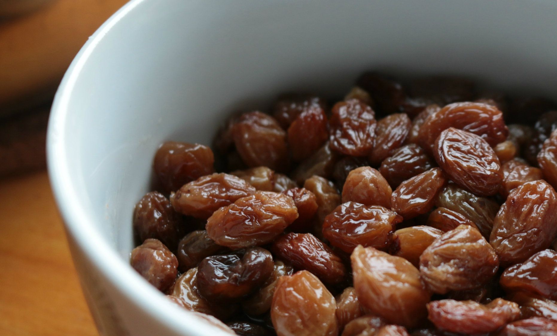 Названо нові лікувальні властивості родзинок