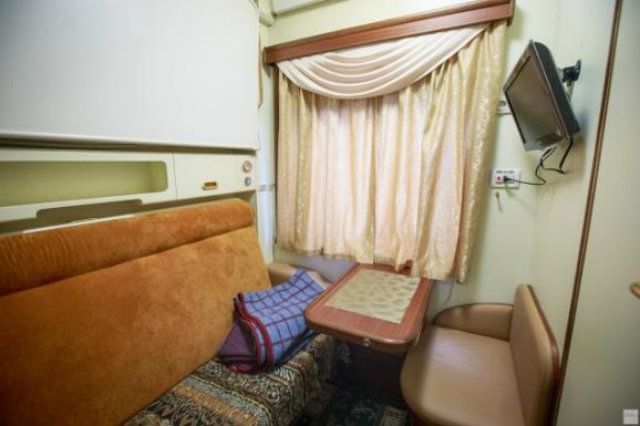 Журналісти показали нові фото VIP-вагону Укрзалізниці - фото 115057