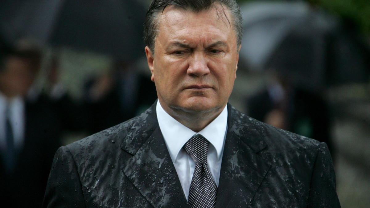 У Межигір'ї влаштували марафон "стежками" Януковича - фото 1