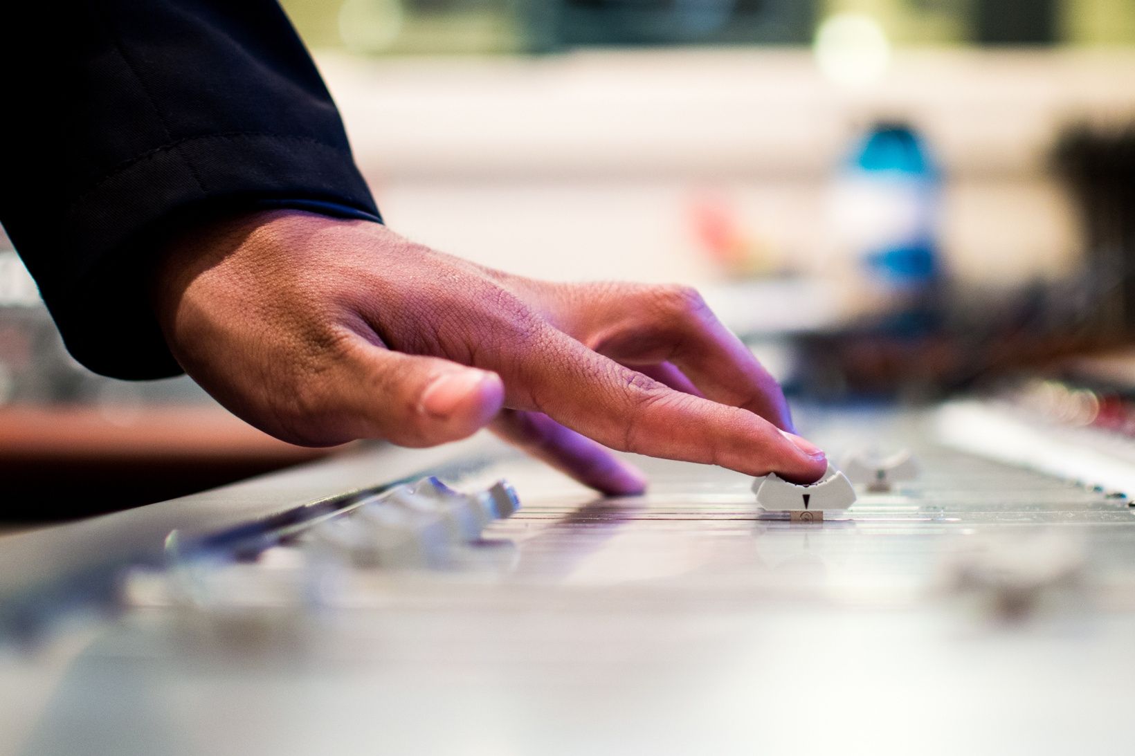 В Adobe запустили "фотошоп" для голосу