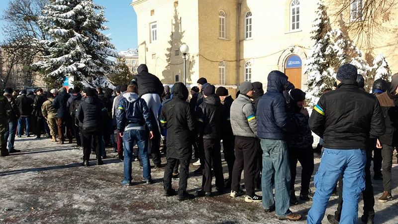 Тітушки в Києві - фото 1