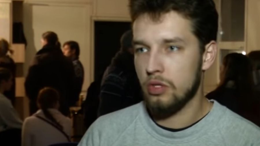 З'явилося відео, як київські студенти захопили одну із будівель свого вишу