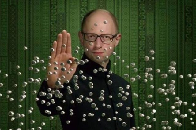 Іронія дня: Порошенко закликає міцно стиснути зуби - фото 117123