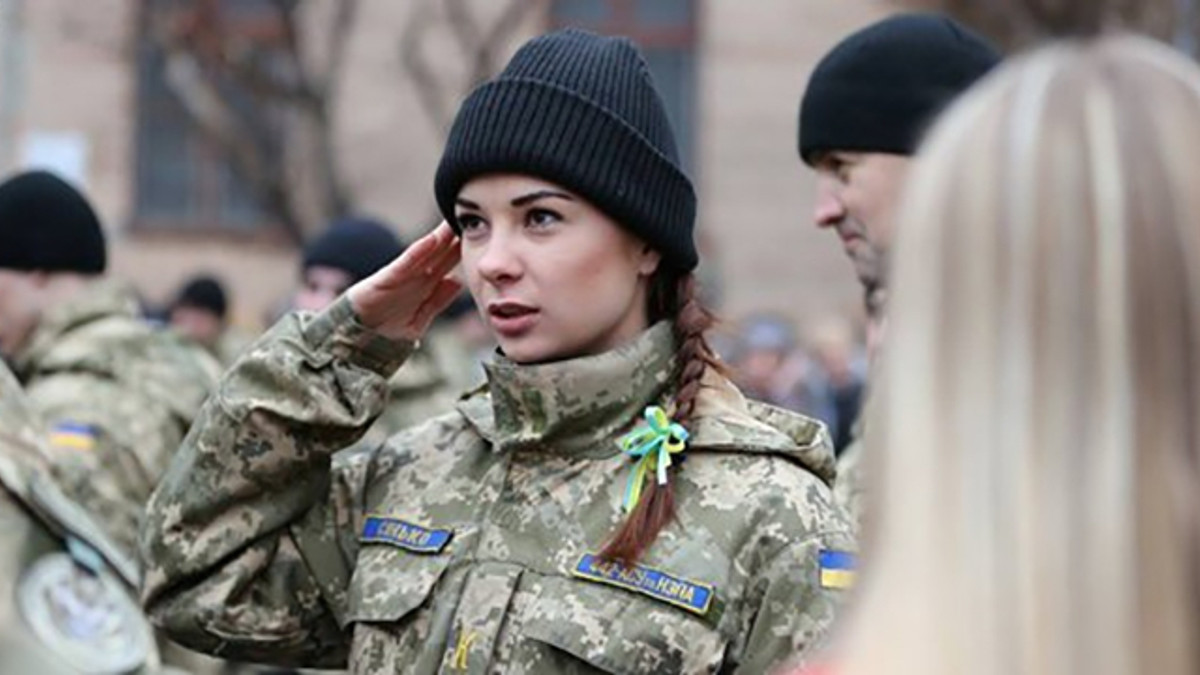 В Україні збільшили кількість посад для жінок в армії - фото 1