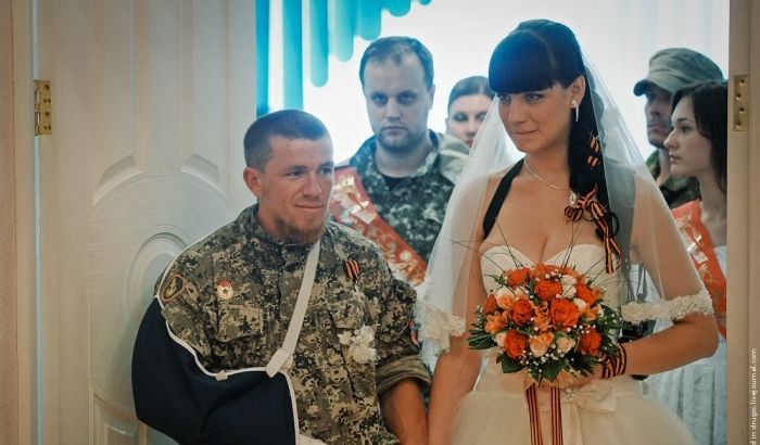 Як жінка Мотороли із георгіївською стрічкою стала телезіркою