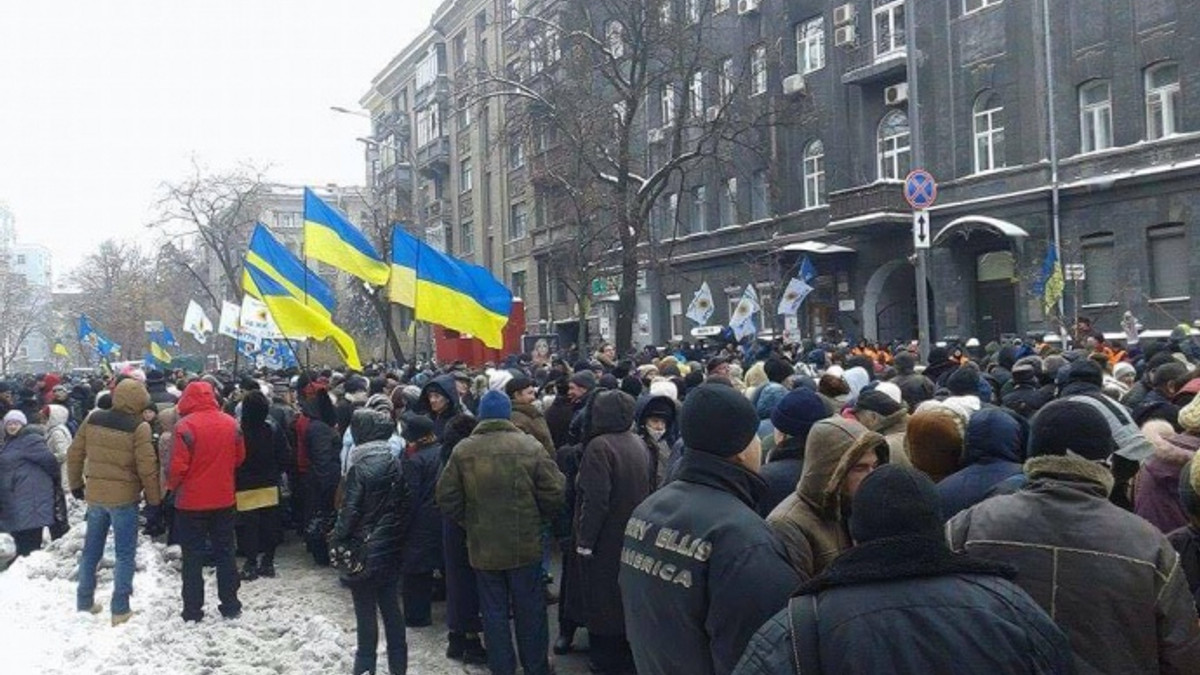 Протестувальники знову зібрались у Києві - фото 1