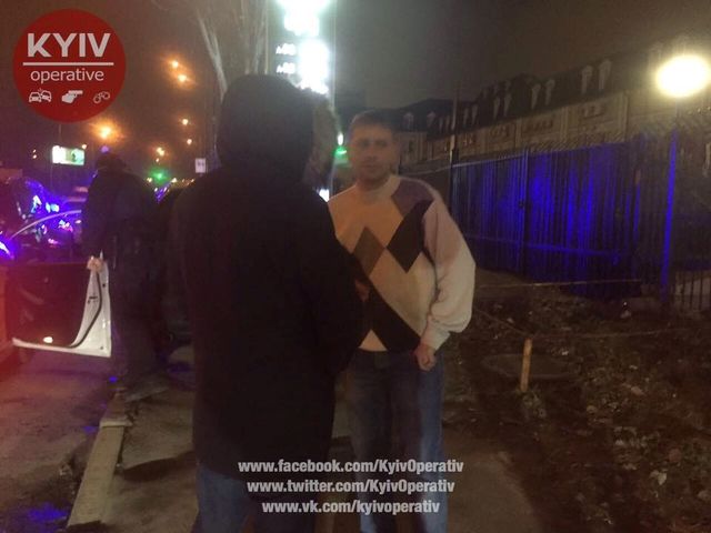 У Києві з гонитвою затримали п'яних СБУшників
 - фото 121459