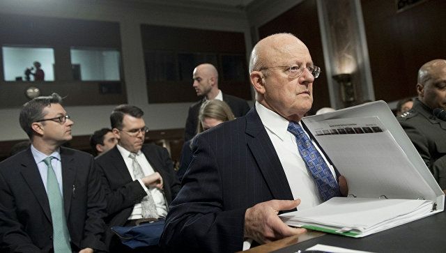 Джеймс Клеппер - фото 1