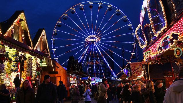 Найкрасивіші міста Європи перед Різдвом: казкові фото - фото 122378