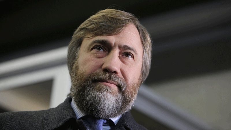 Луценко офіційно пропонує заарештувати Новинського