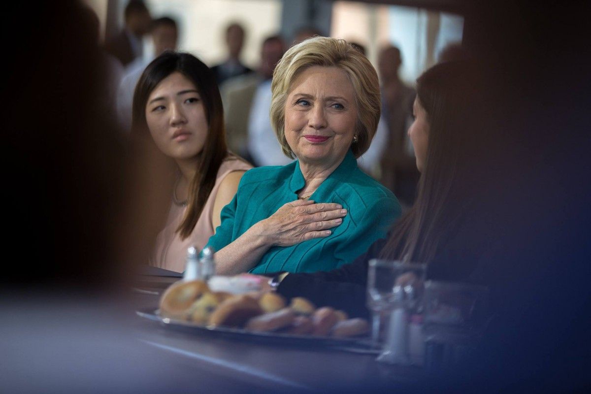 Рейтинг Клінтон значно зріс