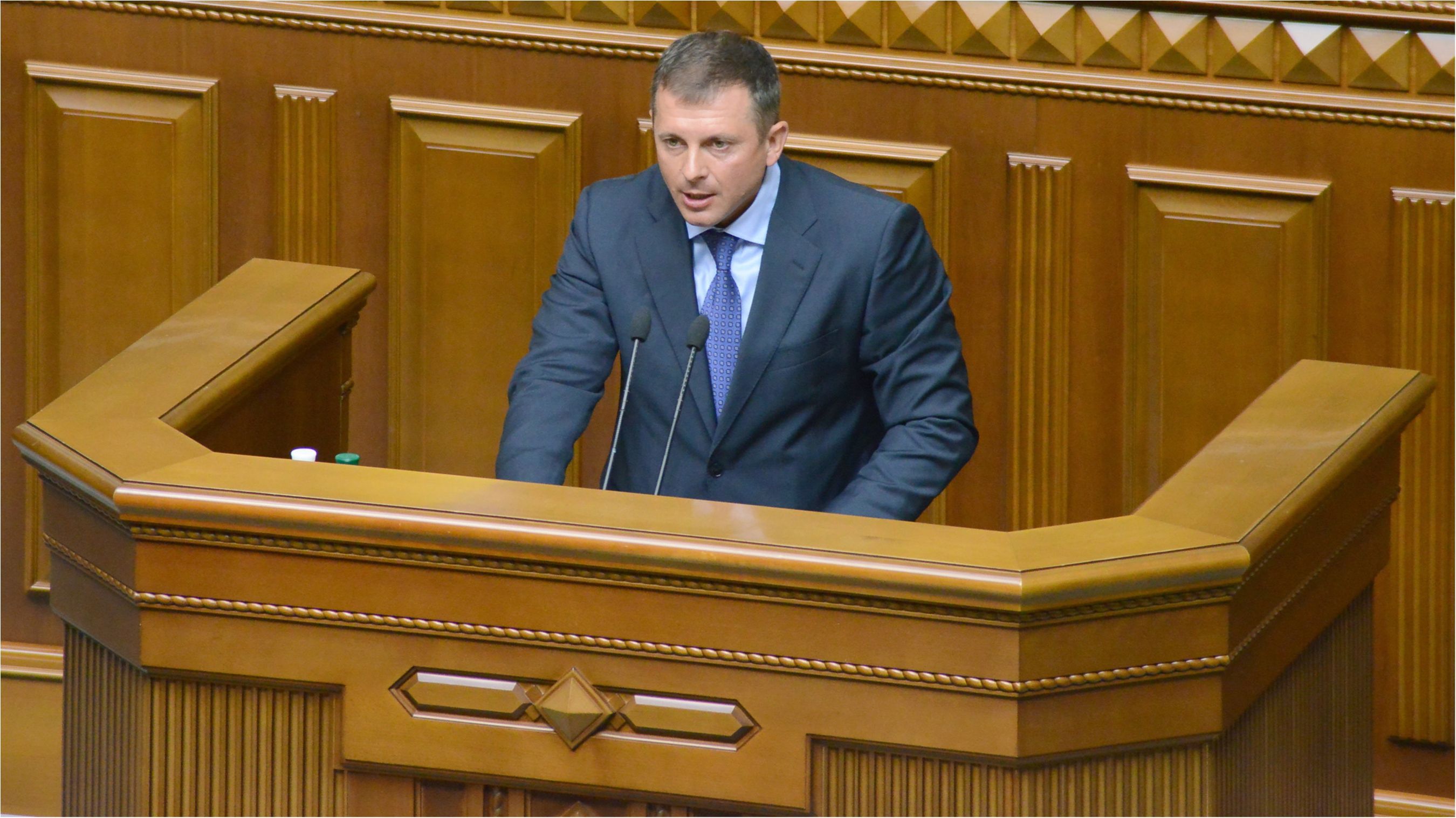 Нардеп Молоток забув вказати в декларації сина