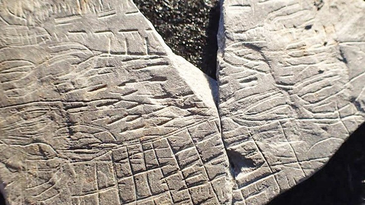 Археологи знайшли найстарішу кам'яну карту - фото 1