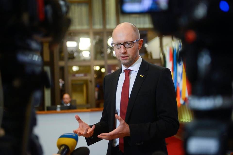 Яценюк підняв питання скасування віз для українців/фото соцмережі - фото 1