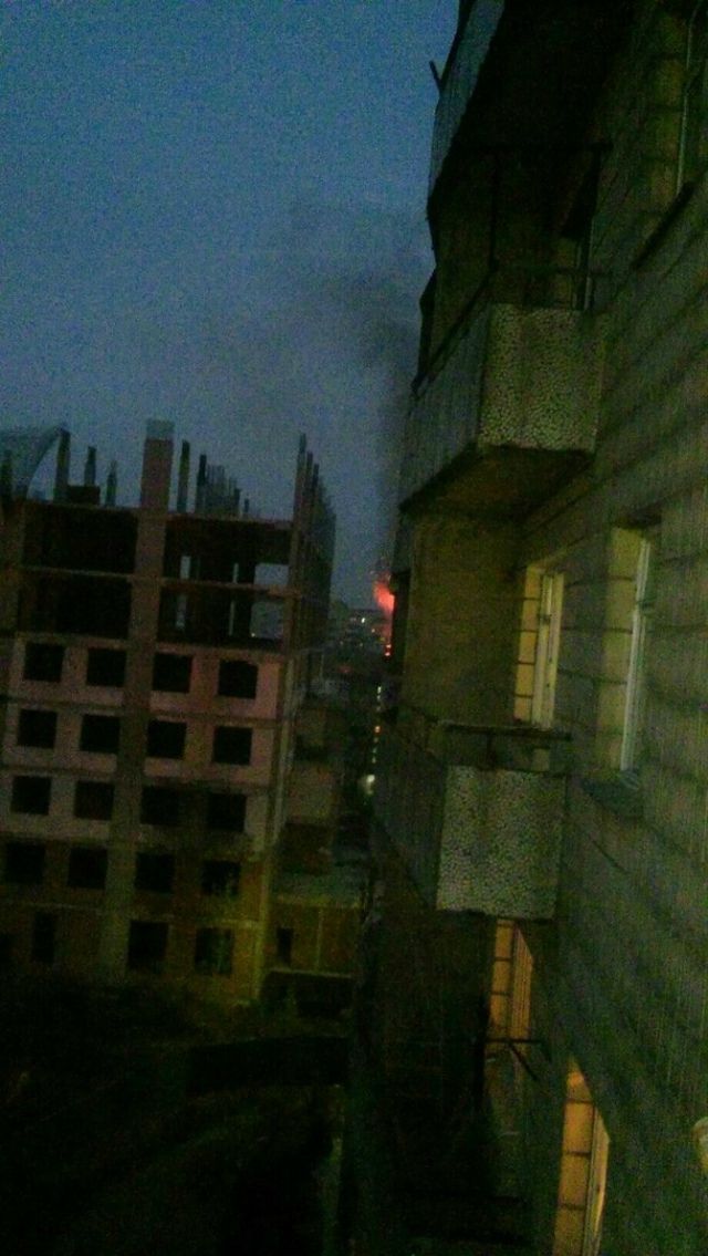 У Києві спалахнув гуртожиток: 77 осіб евакуйовано - фото 121373