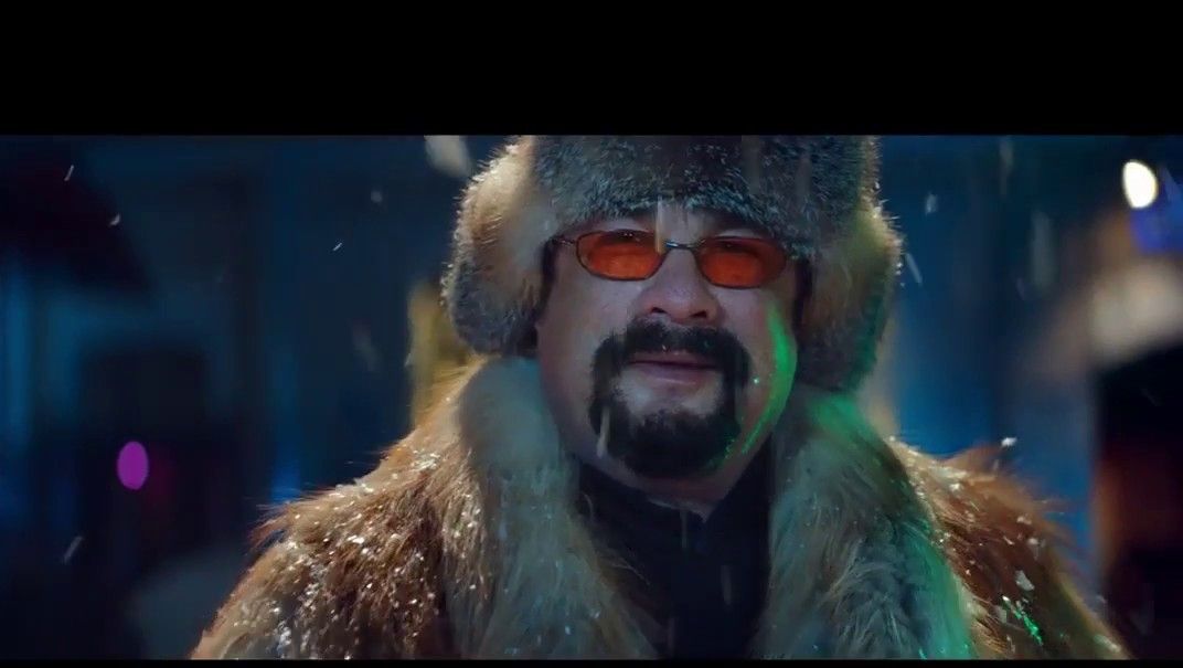 Стівен Сігал розлякав російських "гопників"