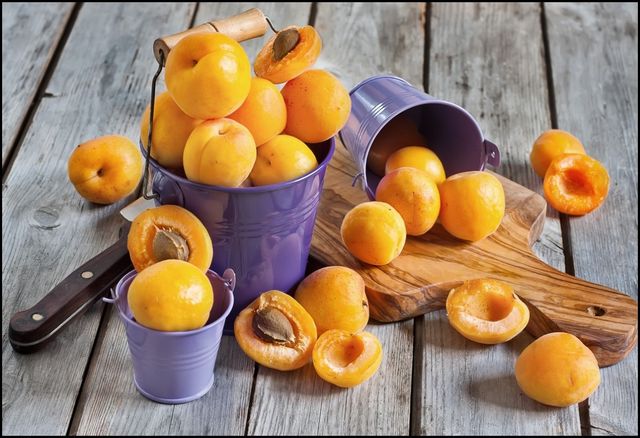 Названо продукти, які покращують зір - фото 117920