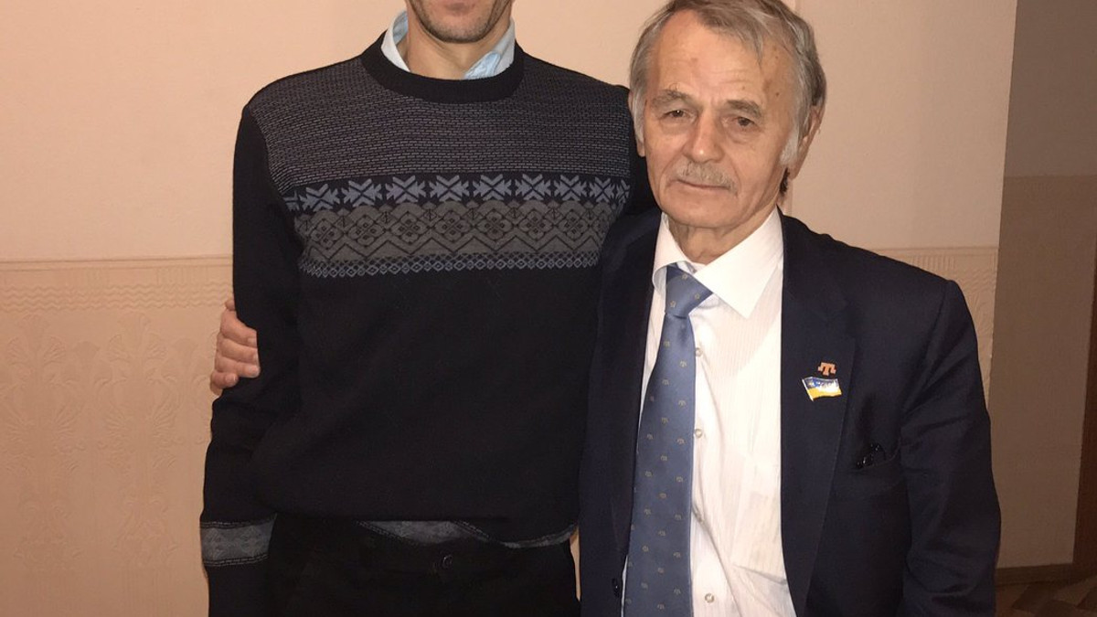 Джемілєва з сином в Україні - фото 1