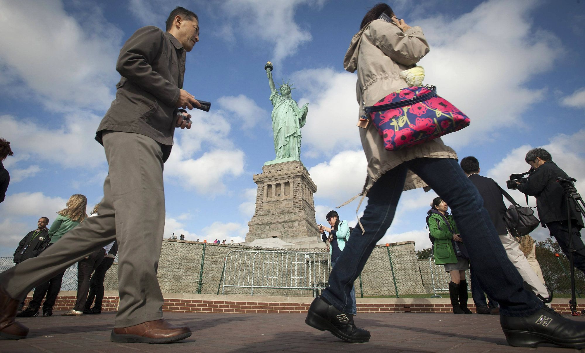 Названо нації, які подорожують найбільше