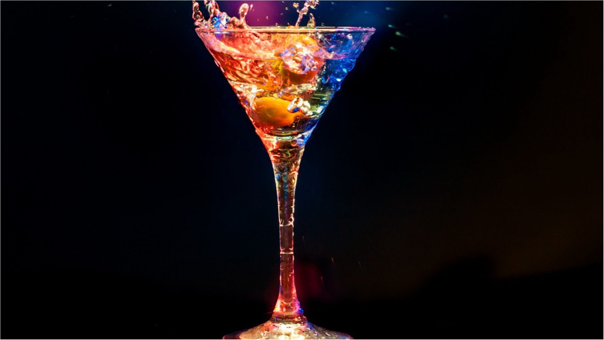 Які напої категорично не можна змішувати з алкоголем