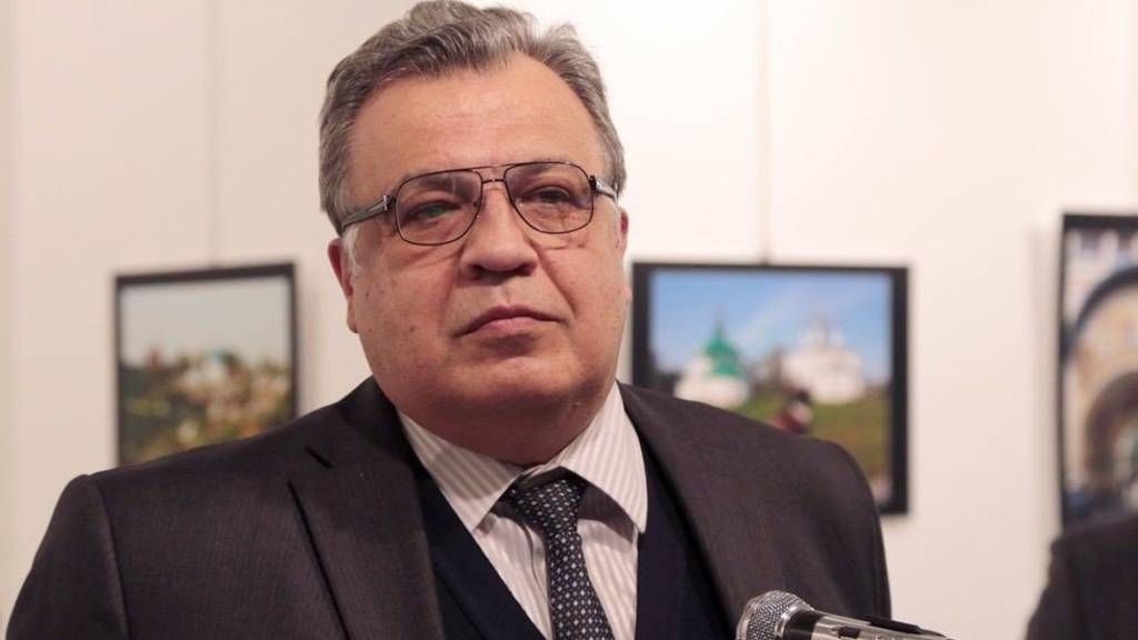 Автор скандальної статті про російського посла відреагував на закиди Кремля