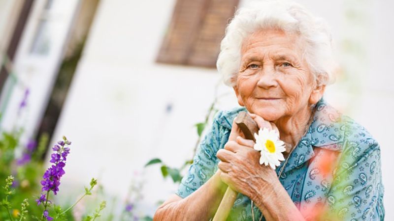 Вчені розповіли, як продовжити життя людям похилого віку