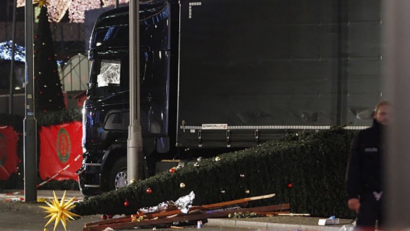 Двоє українців могли стати жертвами теракту в Берліні, – МЗС