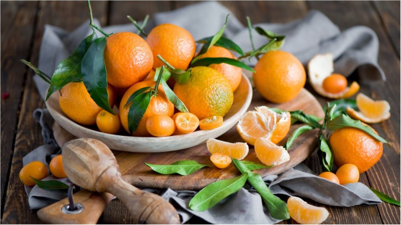 Лікарі розповіли, кому категорично не можна їсти мандарини