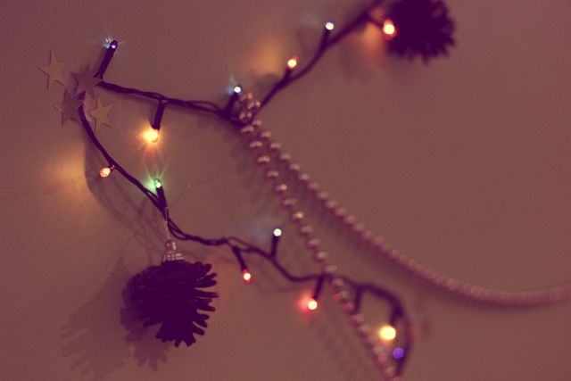 Лайфхаки, як яскраво прикрасити домівку до свят - фото 127732