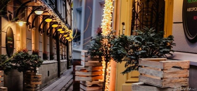 Як виглядає різдвяна казка у різних куточках світу: ефектні фото - фото 129515