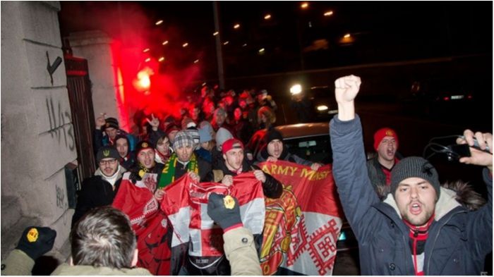 "Зоря" – "Манчестер Юнайтед": з'явилося відео бійки фанатів