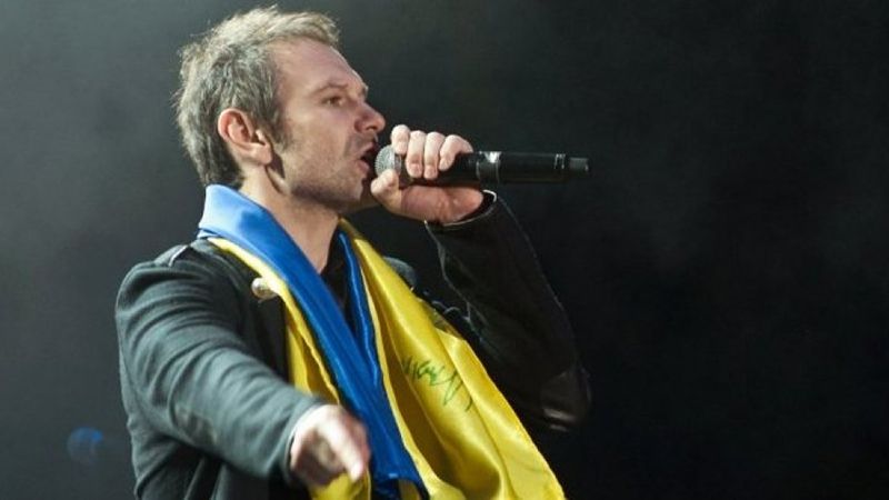 Вакарчук пропонує пускати російських виконавців в Україну