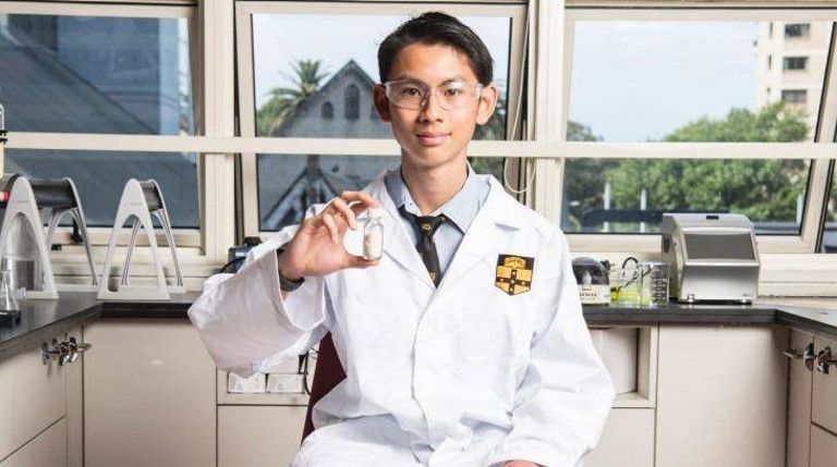 Школярі створили революційно дешеві ліки проти ВІЛ