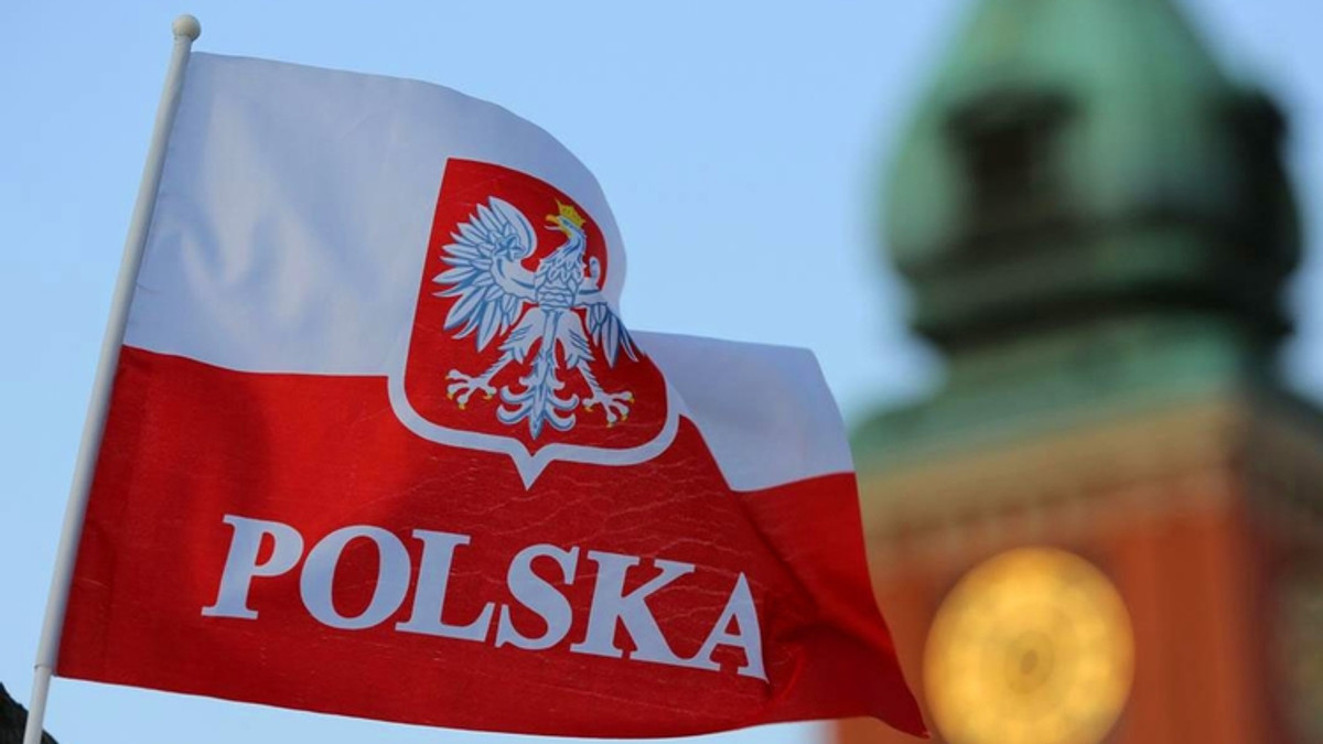 Польща прийняла новий закон про карту поляка - фото 1