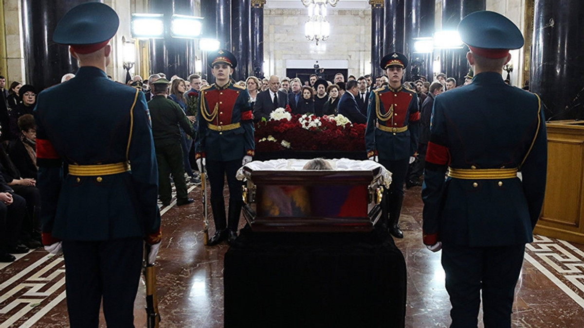 Похорон Андрія Карлова - фото 1