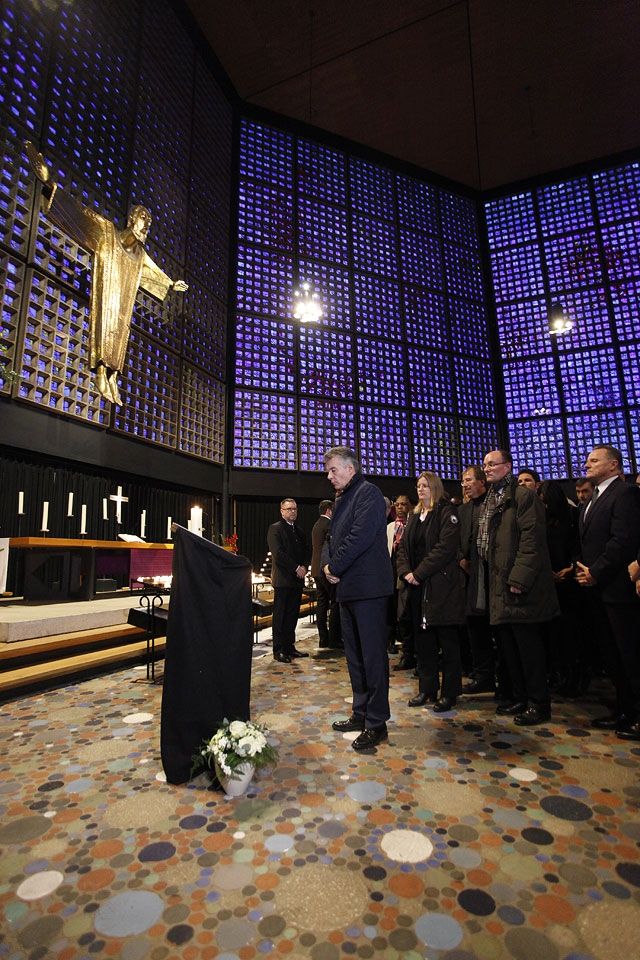 Як виглядає Берлін після різдвяного теракту: фоторепортаж - фото 128386