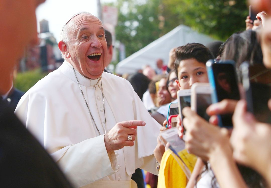 Папа Римський відвідав взуттєвий магазин у Римі