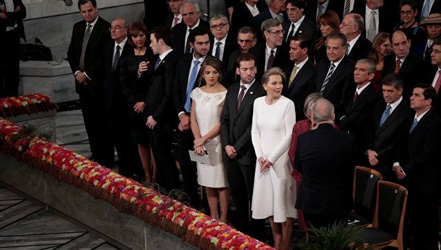 У Стокгольмі вручили Нобелівскі премії за 2016 рік - фото 125763