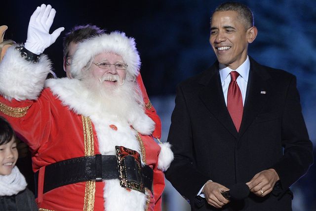 Обама заспівав Jingle bells на останній церемонії свого президентства

 - фото 123314