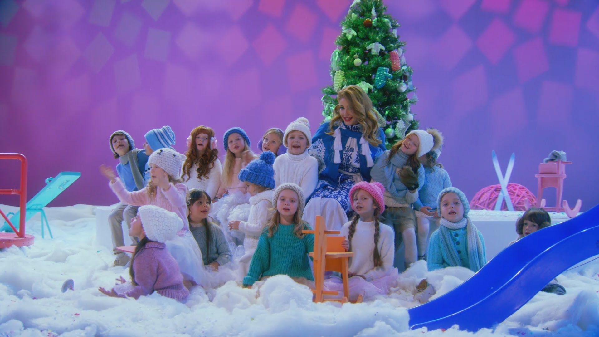 Пісню Тіни Кароль тепер співатимуть у школах