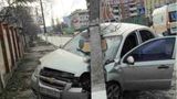 П'яний таксист врізався у стовп в Києві
