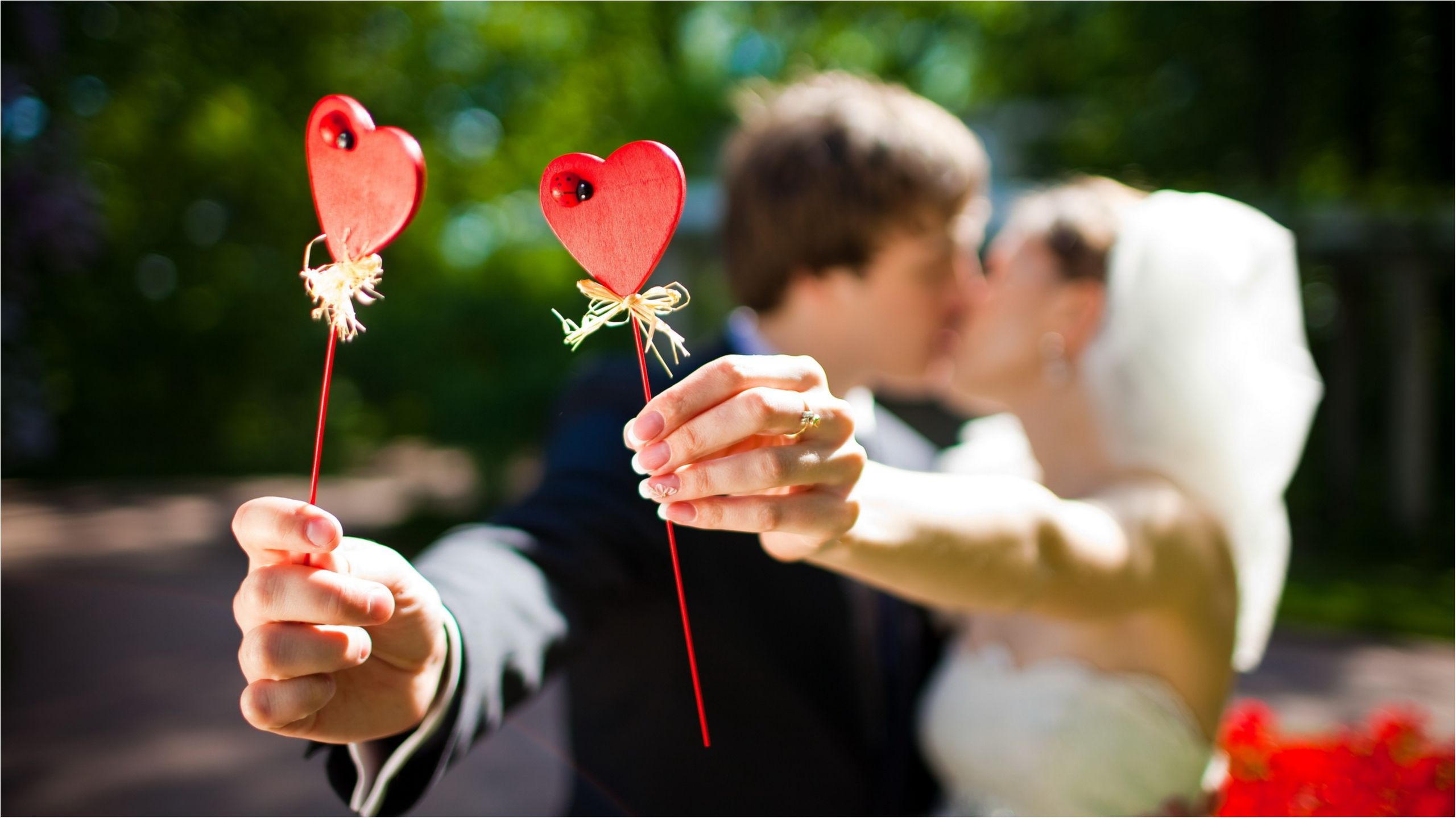 Стало відомо, скільки пар в Україні уклали "шлюб за добу"