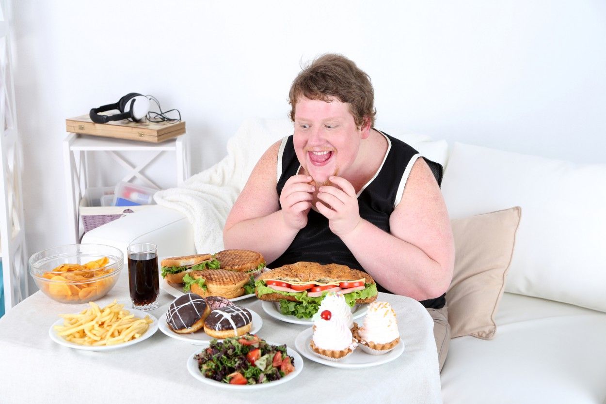Які чоловіки найбільше схильні до переїдання